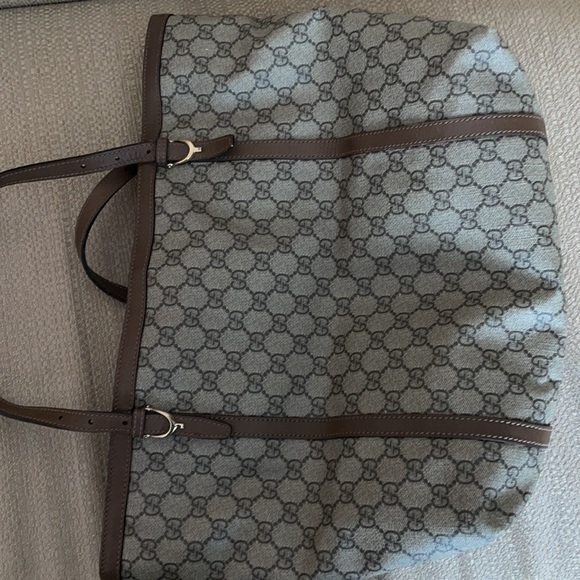 Authentic gucci GG medium totes - Picture 4 of 15